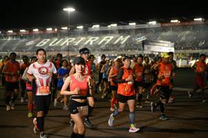 BIB: 2180, 22571, 3131
                            <button type="button" onclick="openModal(10665912)" class="btn btn-primary btn-sm float-right btn-popup" data-toggle="modal" data-target=".modal-high-quality">
                        <i class="fas fa-shopping-cart"></i> Add to Cart
                    </button>
                                            <button type="button" onclick="isThisMe(10665912, true)" class="btn btn-success btn-sm float-right btn-popup btn-isme hidden" data-toggle="tooltip" data-placement="bottom" title="นี่คือรูปของคุณใช่ไหม คลิกที่นี่เพื่อเอาเข้าอัลบั้ม">
                        <i class="fas fa-plus"></i> Add to album
                    </button>
                    <button type="button" onclick="isThisMe(10665912, false)" class="btn btn-warning btn-sm float-right btn-popup btn-isnotme hidden">
                        <i class="fas fa-ban"></i> Remove from album
                    </button>